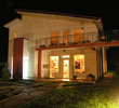 CASA CU GRADINI